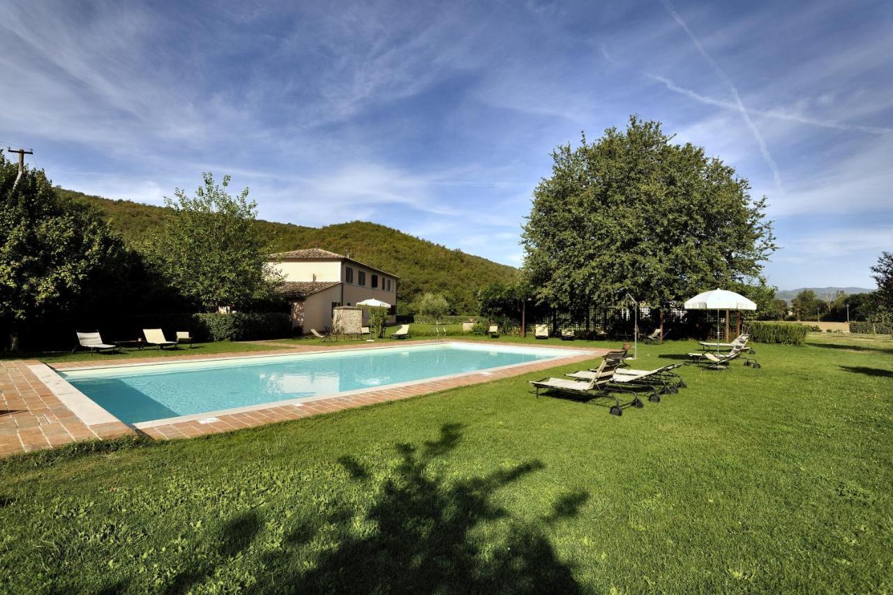 Agriturismo Il Corniolo Cenerente Luaran gambar