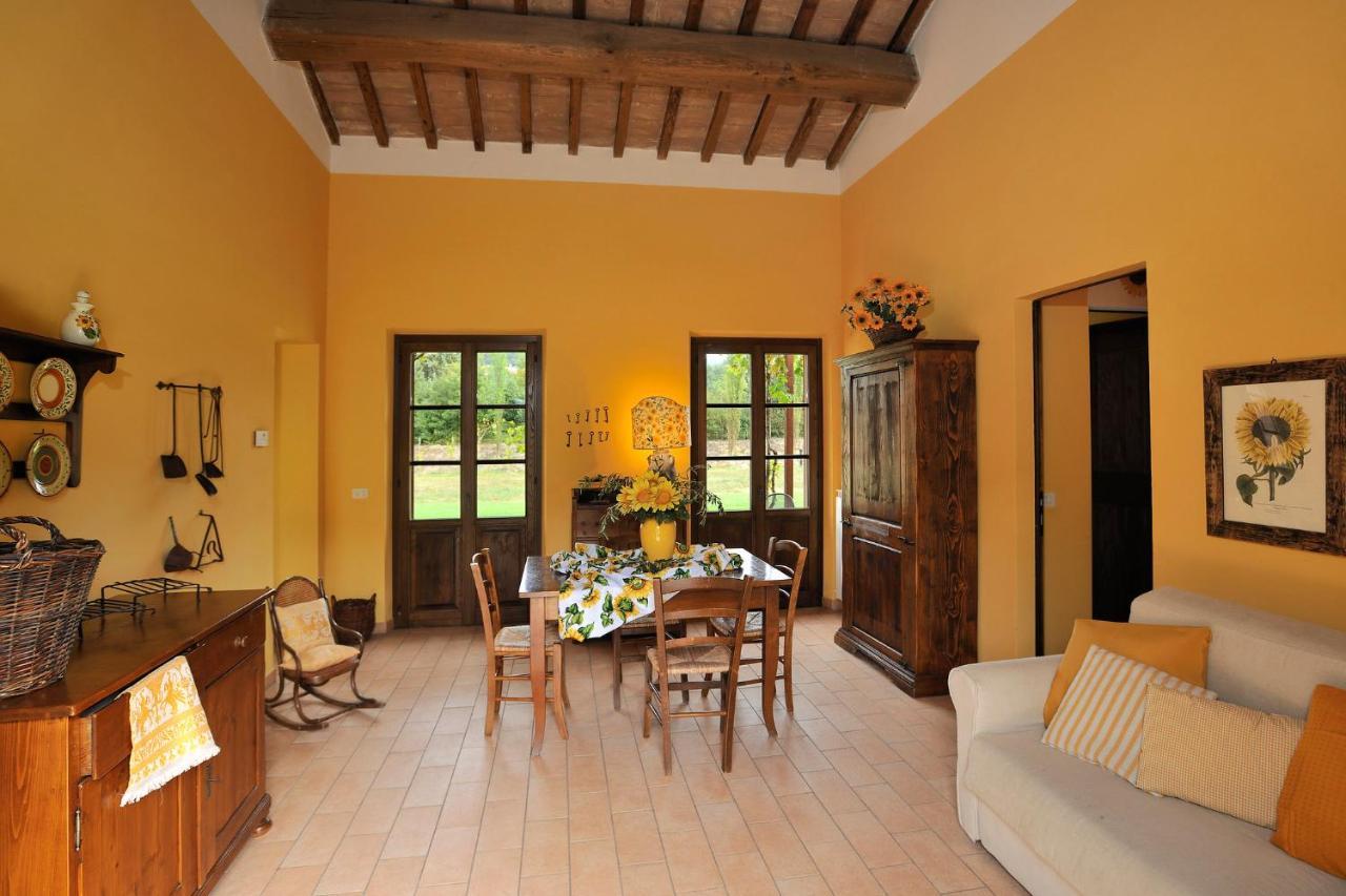 Agriturismo Il Corniolo Cenerente Luaran gambar