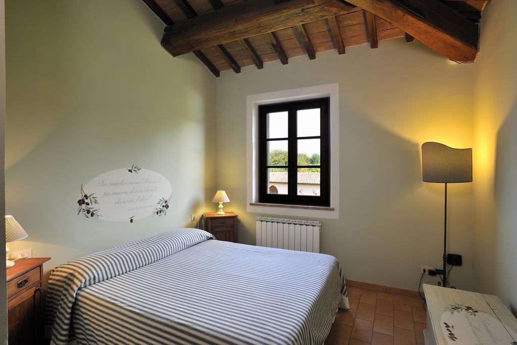 Agriturismo Il Corniolo Cenerente Luaran gambar